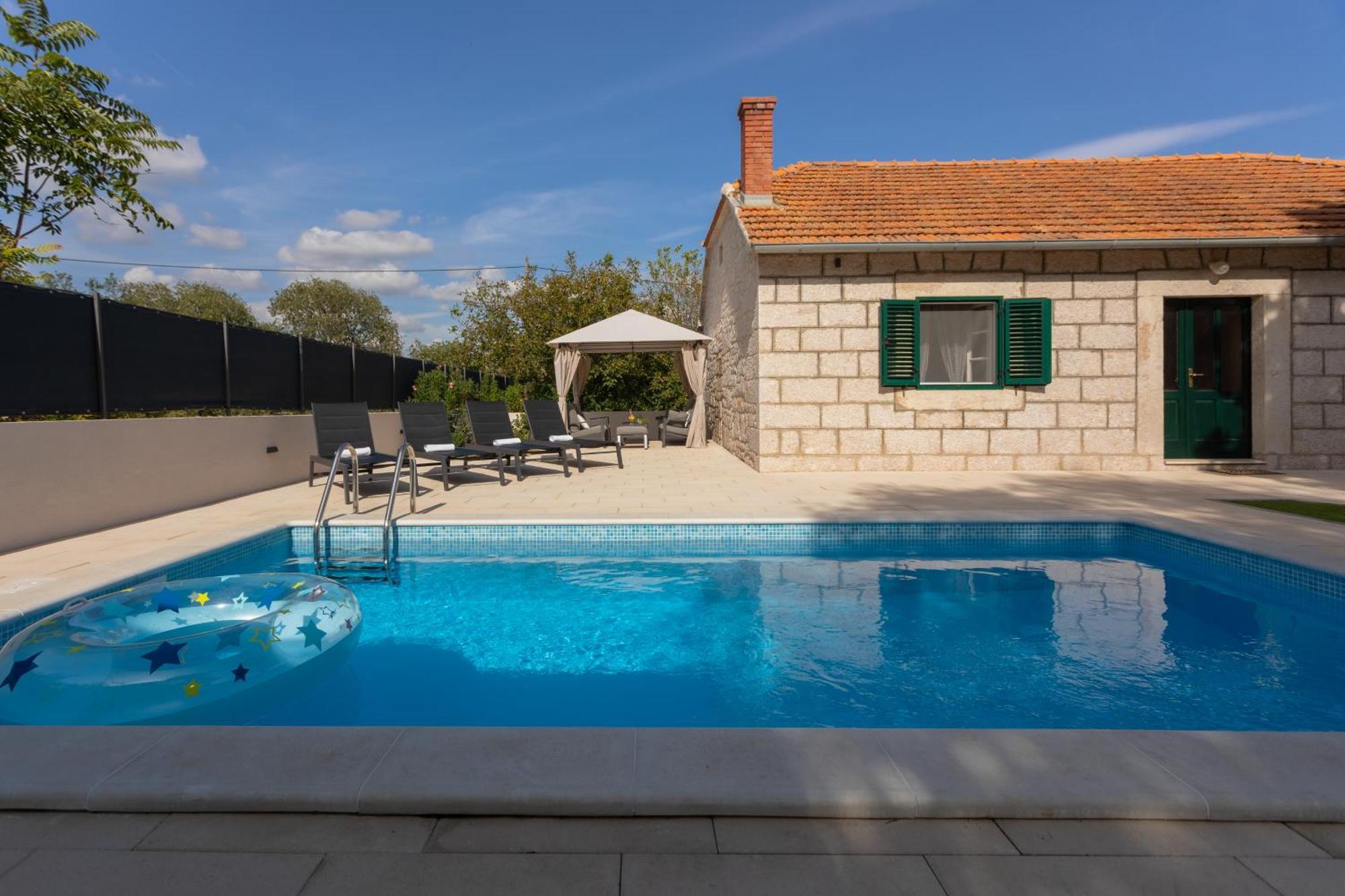 Experience Village Life - Jokini Dvori With Private Pool Pakovo Selo Zewnętrze zdjęcie